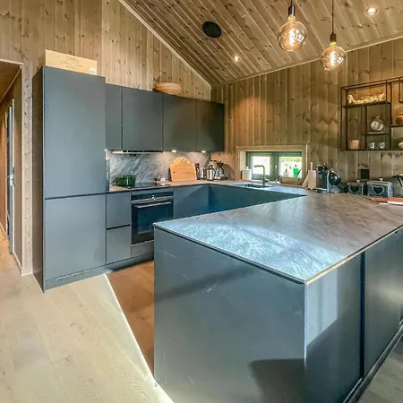 Ferienhaus In With House A Mountain View
